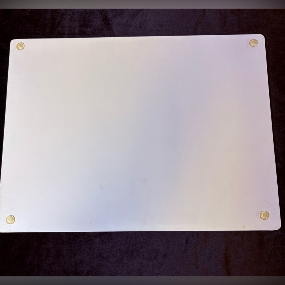 Vogue Cafe “ Village Square” Glass Kitchen Cutting Board - Picture 5 of 7